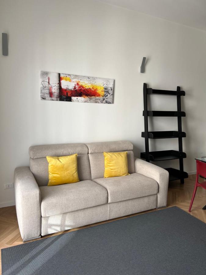 Milano: Incantevole Appartamento In Pieno Centro - Fancy Yellow Apartments 外观 照片