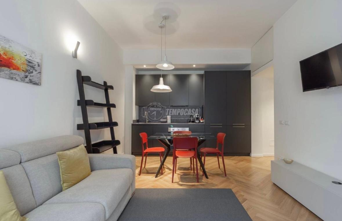 Milano: Incantevole Appartamento In Pieno Centro - Fancy Yellow Apartments 外观 照片